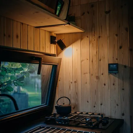 Aiva Glamping *