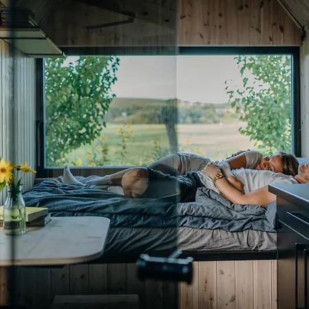 Aiva Glamping *