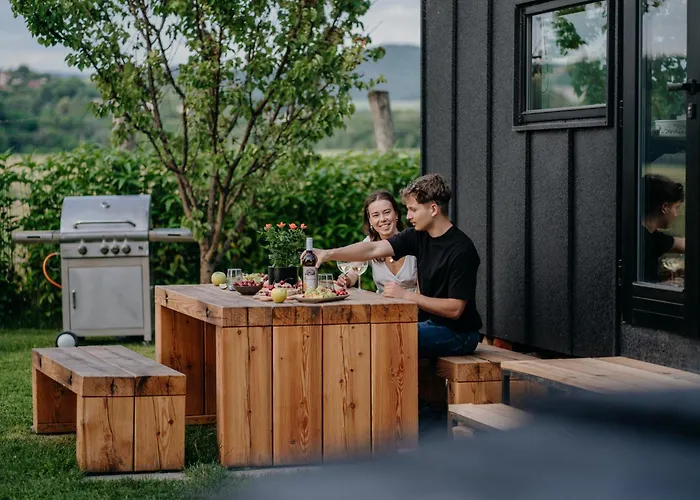Aiva Glamping *