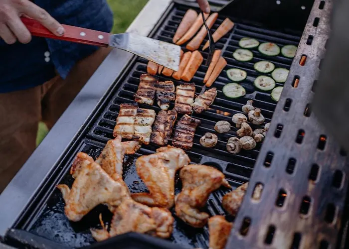 Aiva Glamping *